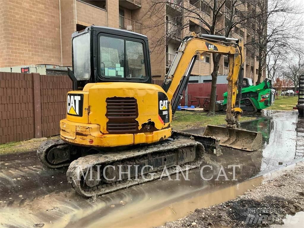 CAT 305E2CR Paletli ekskavatörler