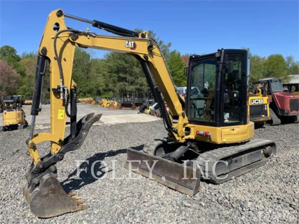 CAT 305E2CR Paletli ekskavatörler