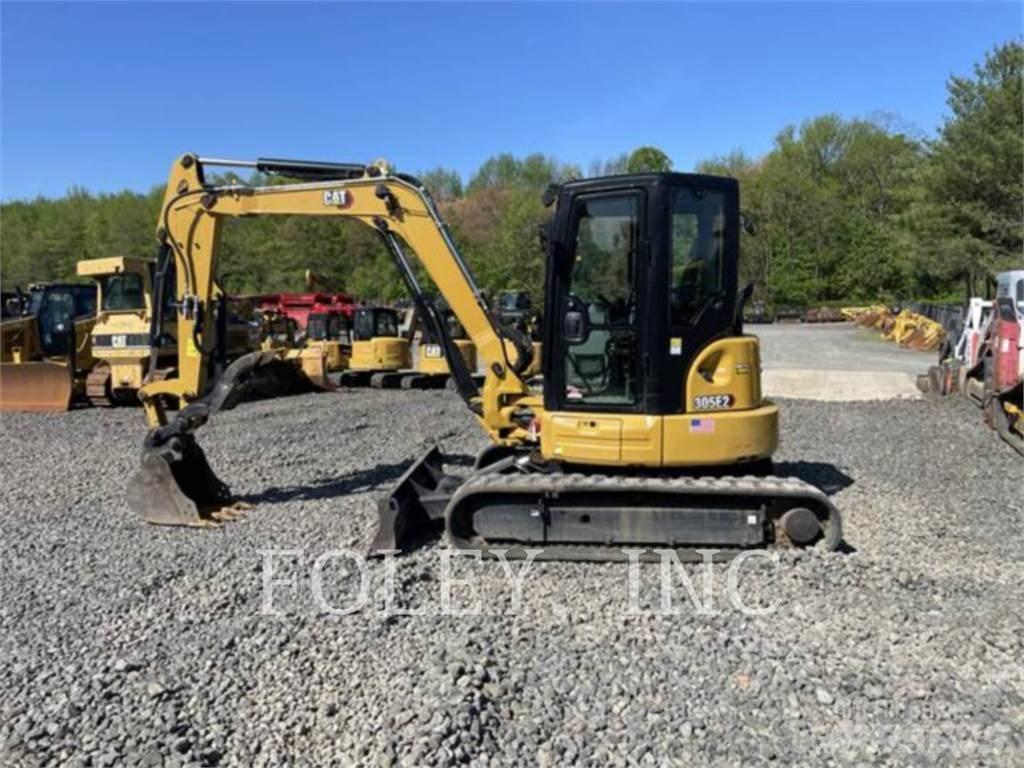 CAT 305E2CR Paletli ekskavatörler