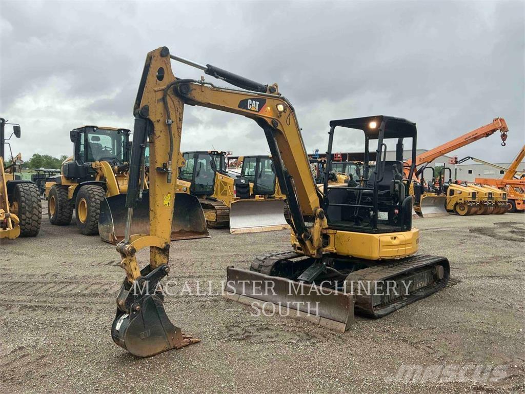 CAT 305E2CR Paletli ekskavatörler