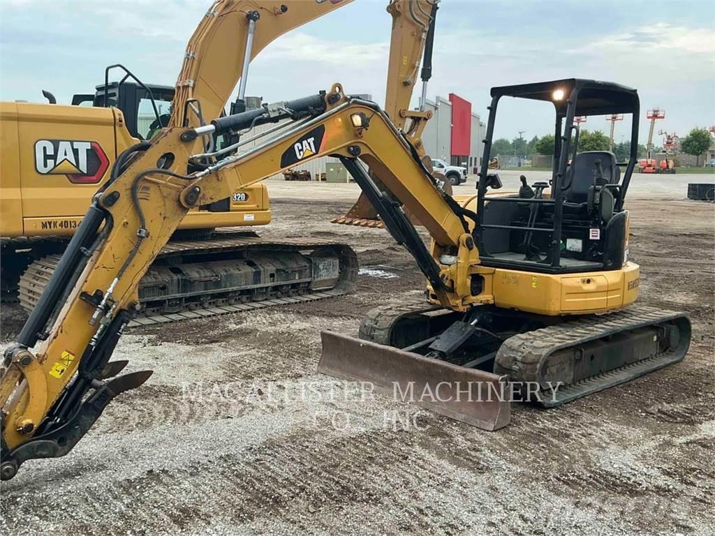 CAT 305E2CR Paletli ekskavatörler