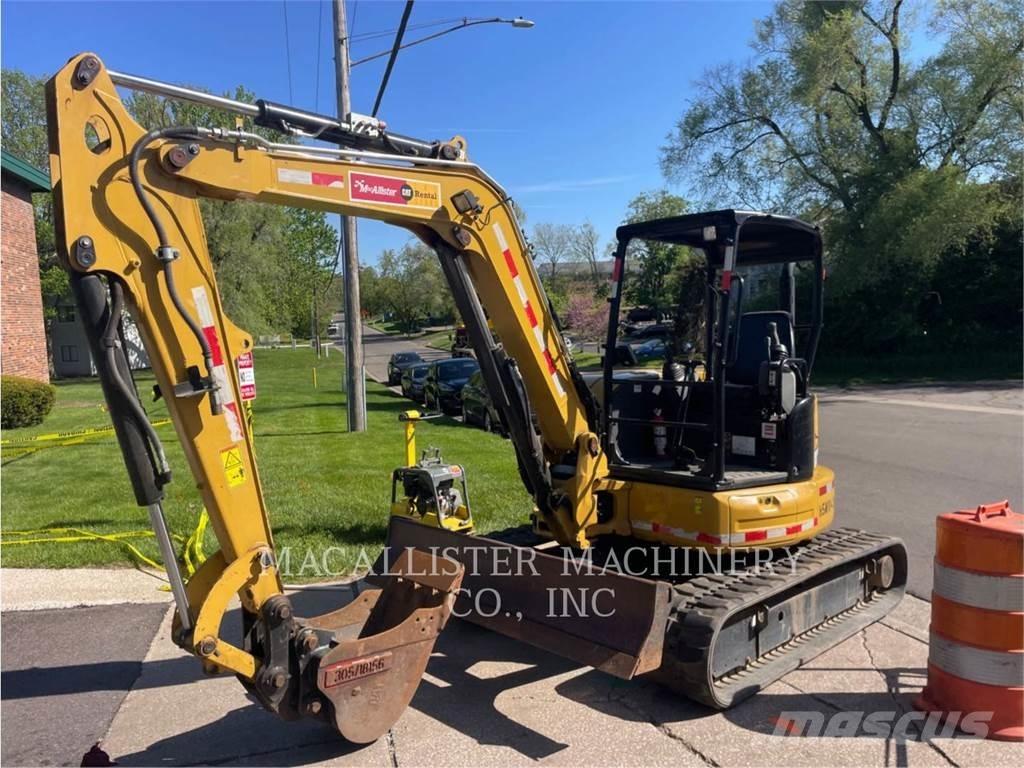 CAT 305E2CR Paletli ekskavatörler