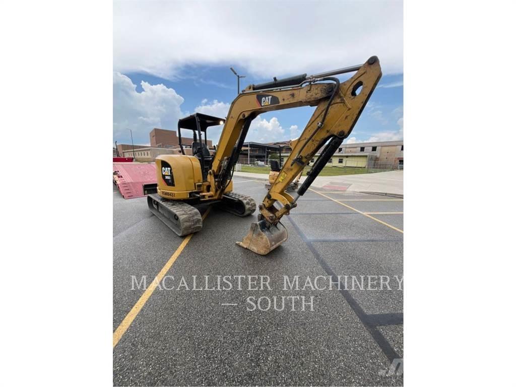 CAT 305E2CR Paletli ekskavatörler