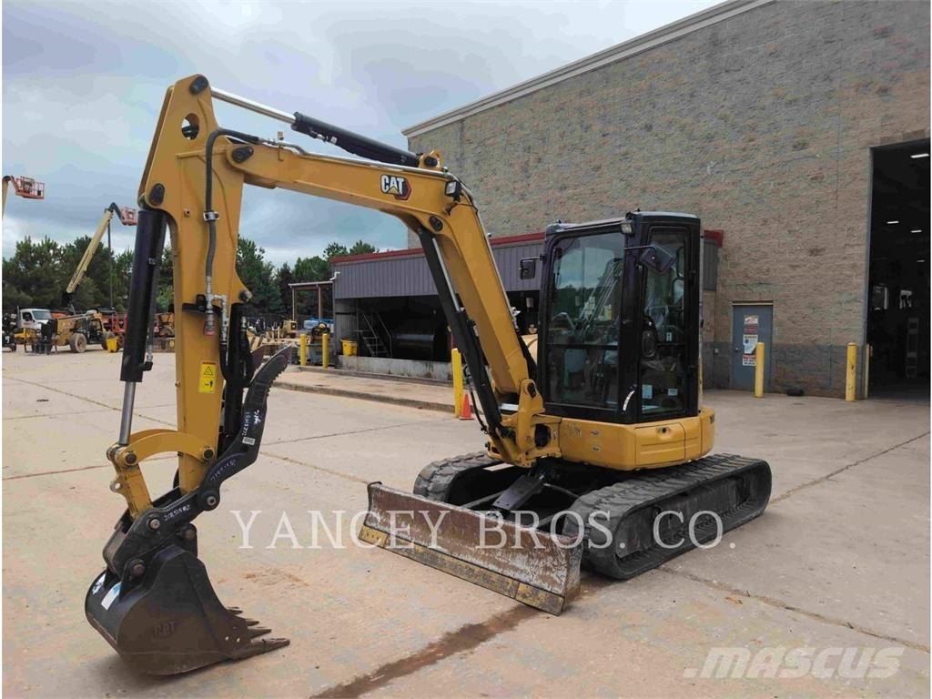CAT 305E2CR Paletli ekskavatörler