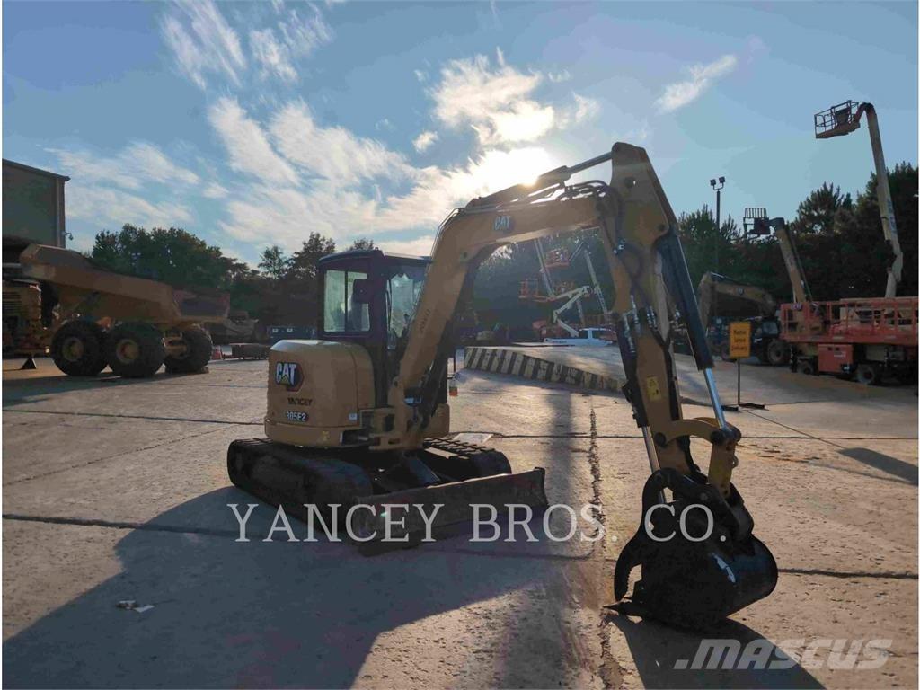 CAT 305E2CR Paletli ekskavatörler