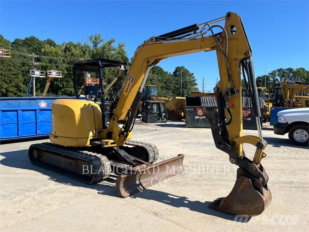 CAT 305E2CR Paletli ekskavatörler