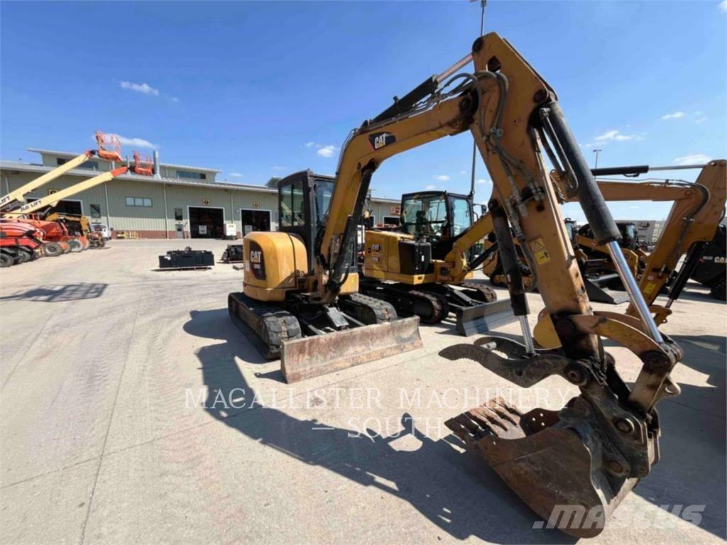 CAT 305E2CR Paletli ekskavatörler