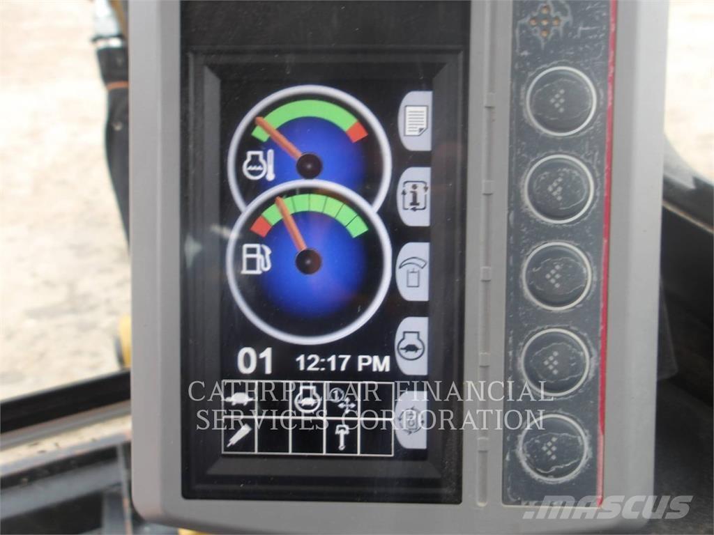 CAT 305E2CR Paletli ekskavatörler