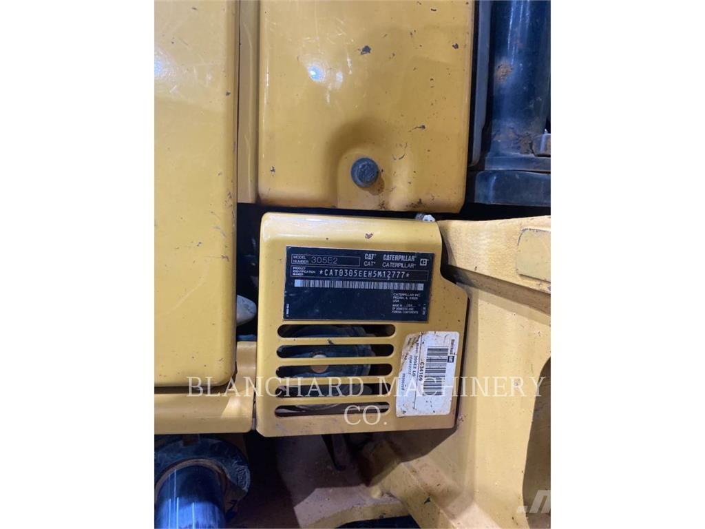 CAT 305E2CR Paletli ekskavatörler