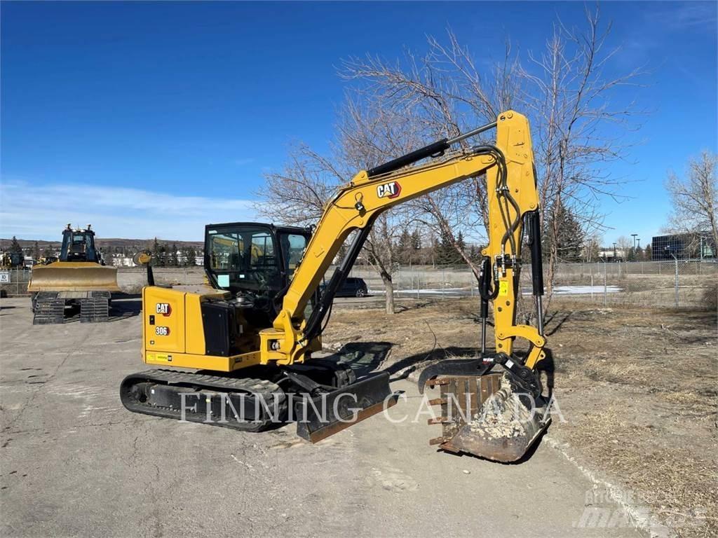 CAT 306-07 Paletli ekskavatörler