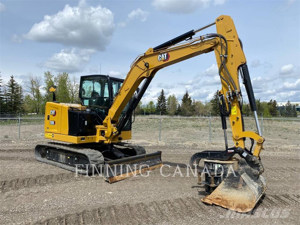 CAT 306-07 Paletli ekskavatörler