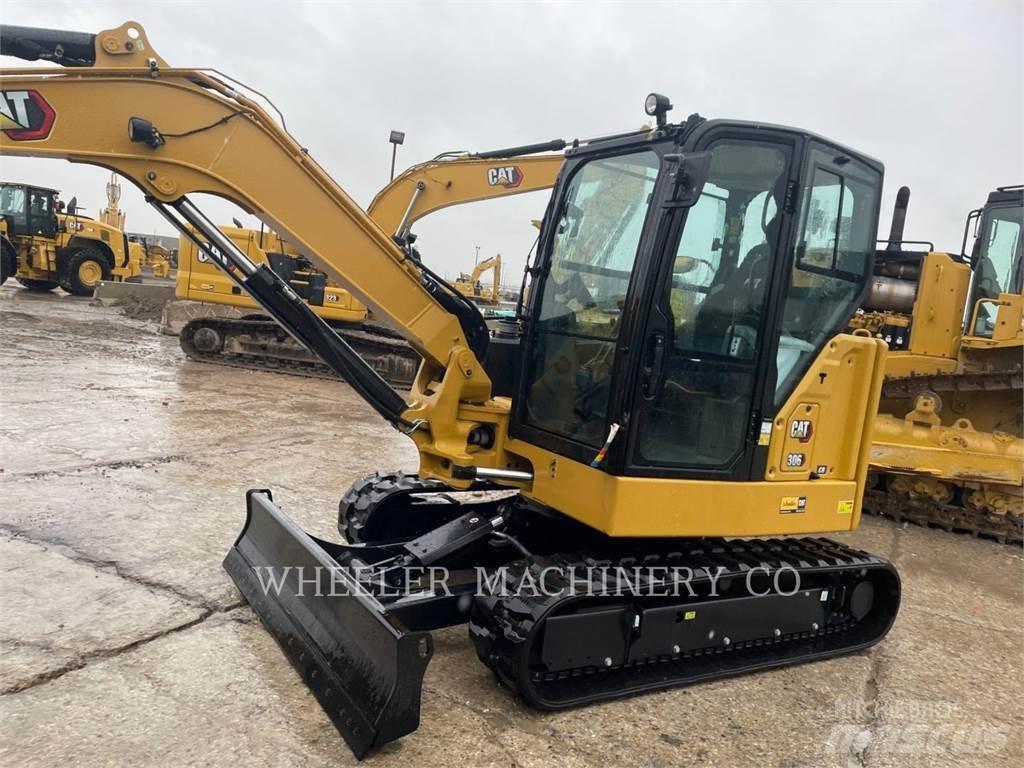CAT 306 C3 THQ Paletli ekskavatörler
