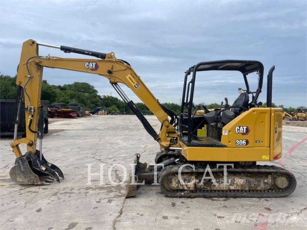CAT 306 CR Paletli ekskavatörler