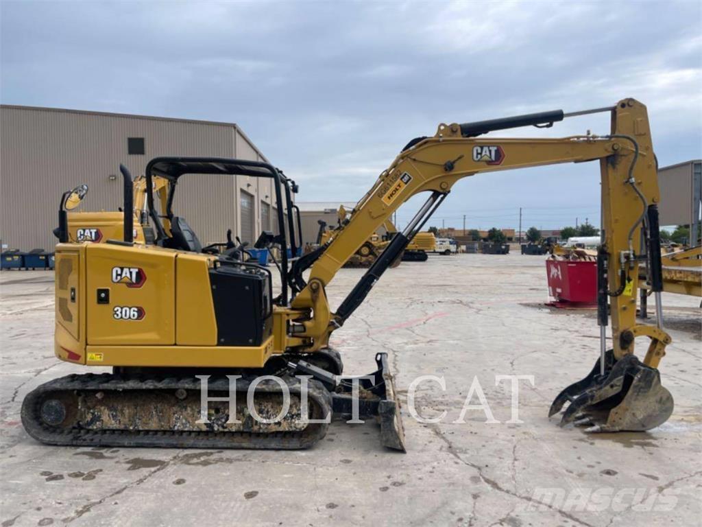 CAT 306 CR Paletli ekskavatörler