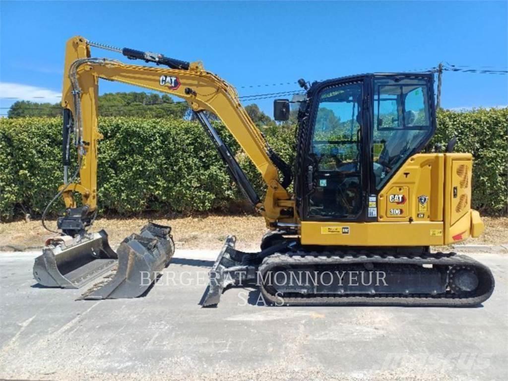CAT 306 CR Paletli ekskavatörler
