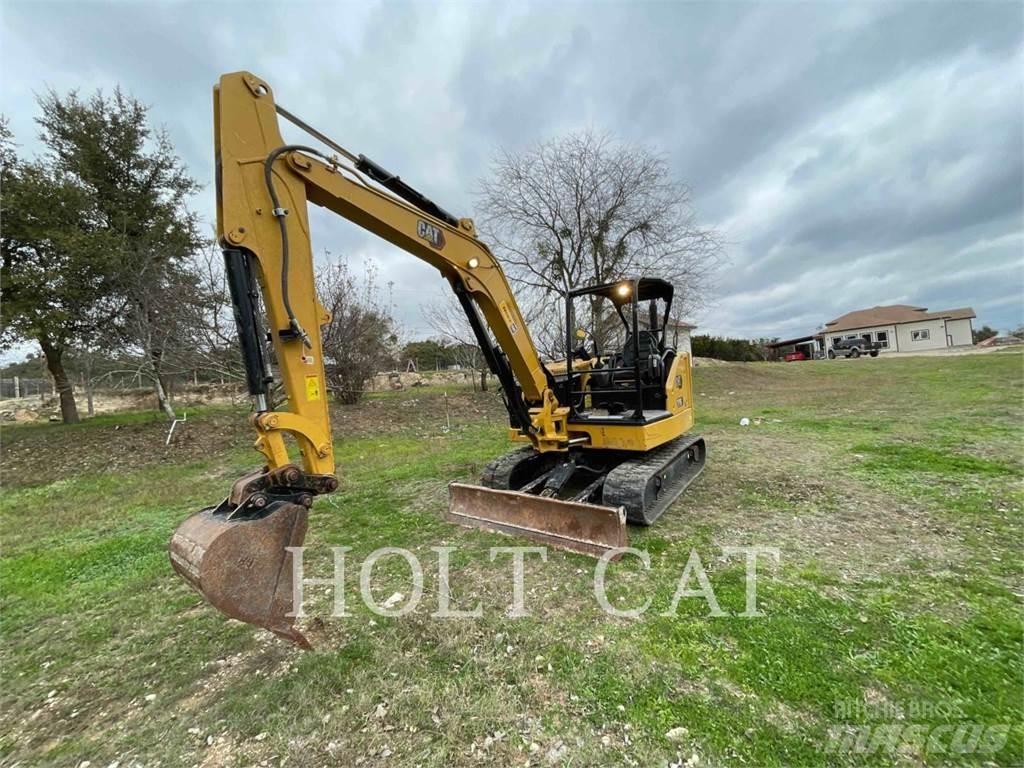 CAT 30607CR Paletli ekskavatörler