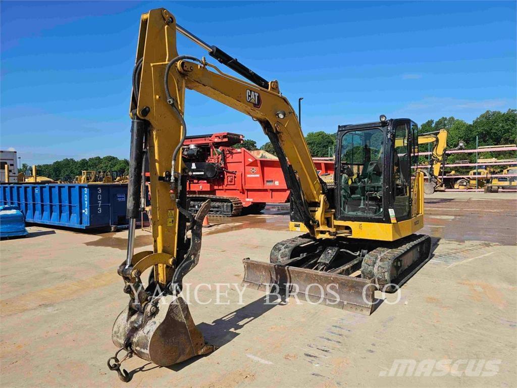 CAT 30607CR Paletli ekskavatörler