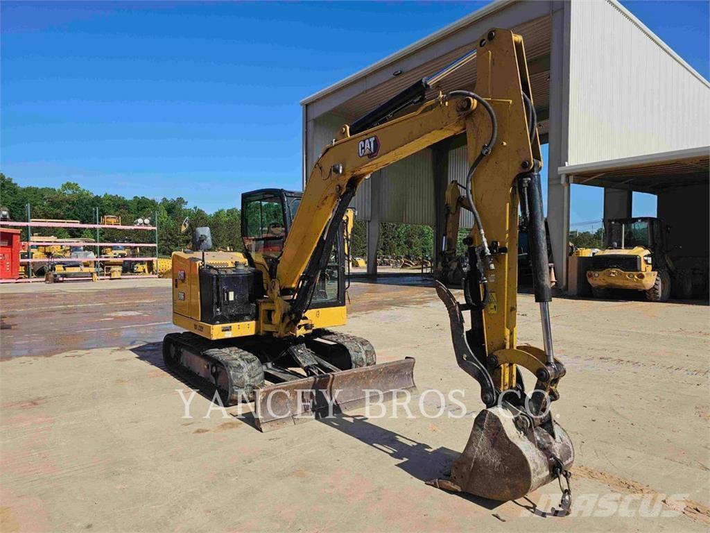 CAT 30607CR Paletli ekskavatörler