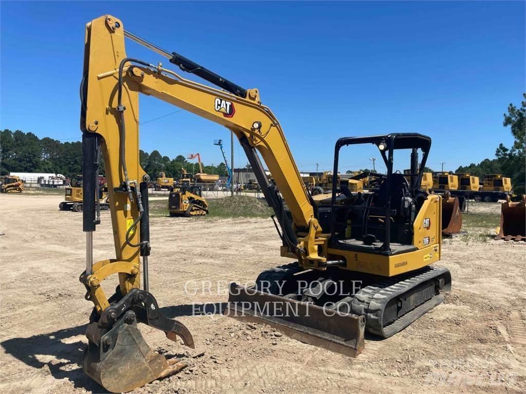 CAT 30607CR Paletli ekskavatörler