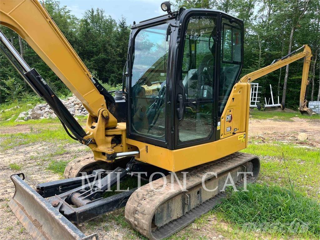 CAT 30607CR Paletli ekskavatörler