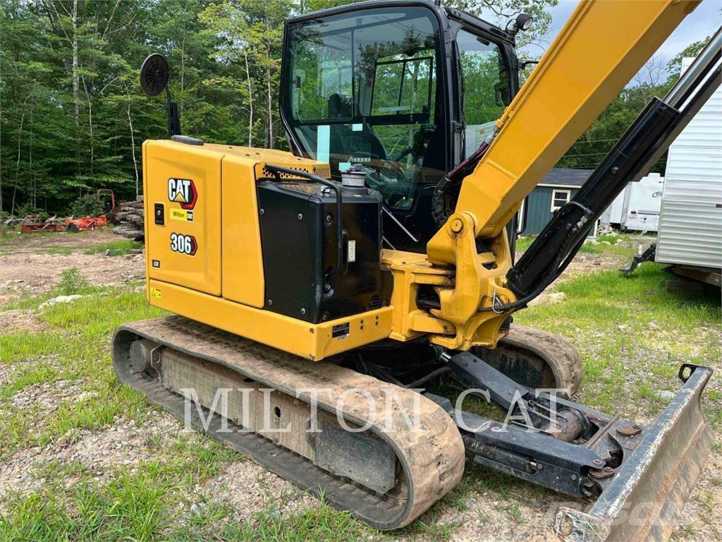 CAT 30607CR Paletli ekskavatörler