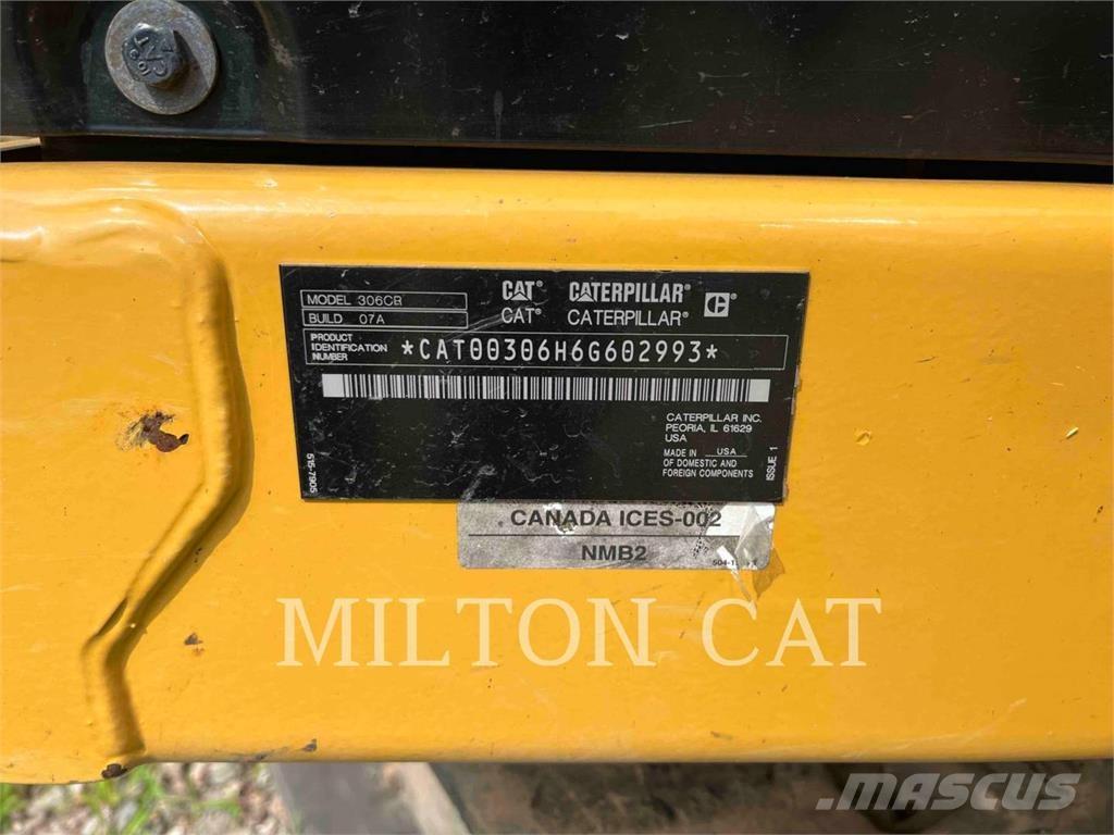 CAT 30607CR Paletli ekskavatörler
