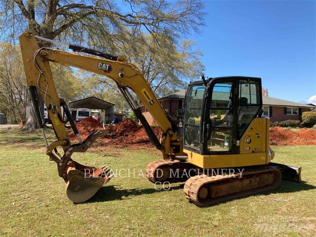 CAT 306CR Paletli ekskavatörler