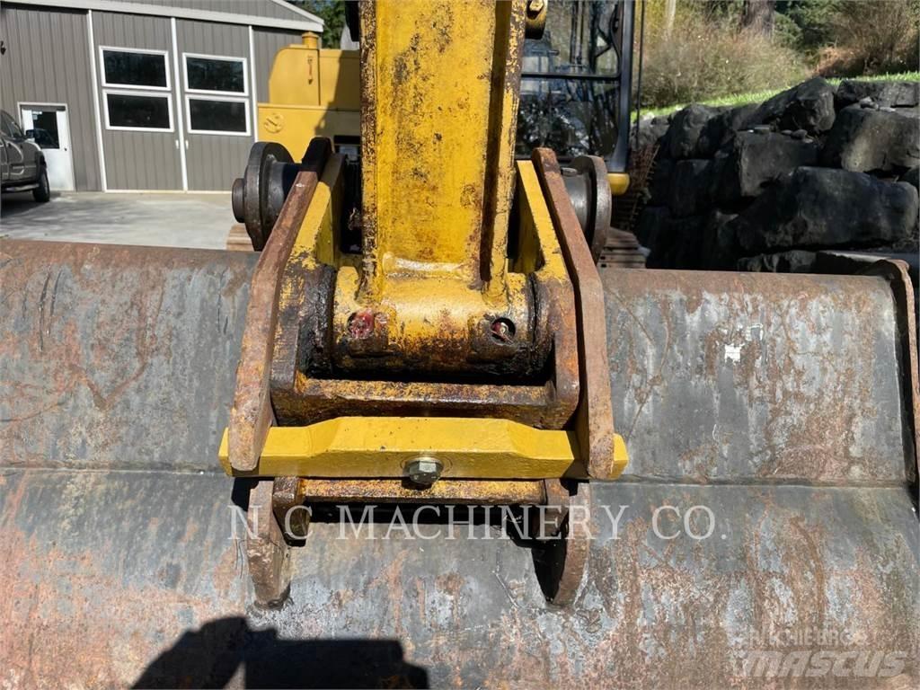 CAT 307 Paletli ekskavatörler