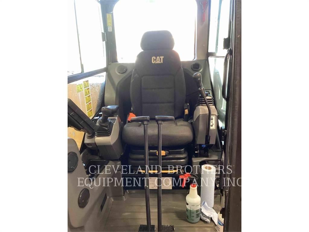 CAT 30807CR Paletli ekskavatörler