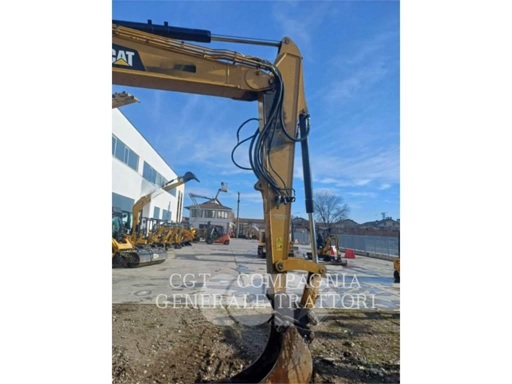 CAT 310 Paletli ekskavatörler