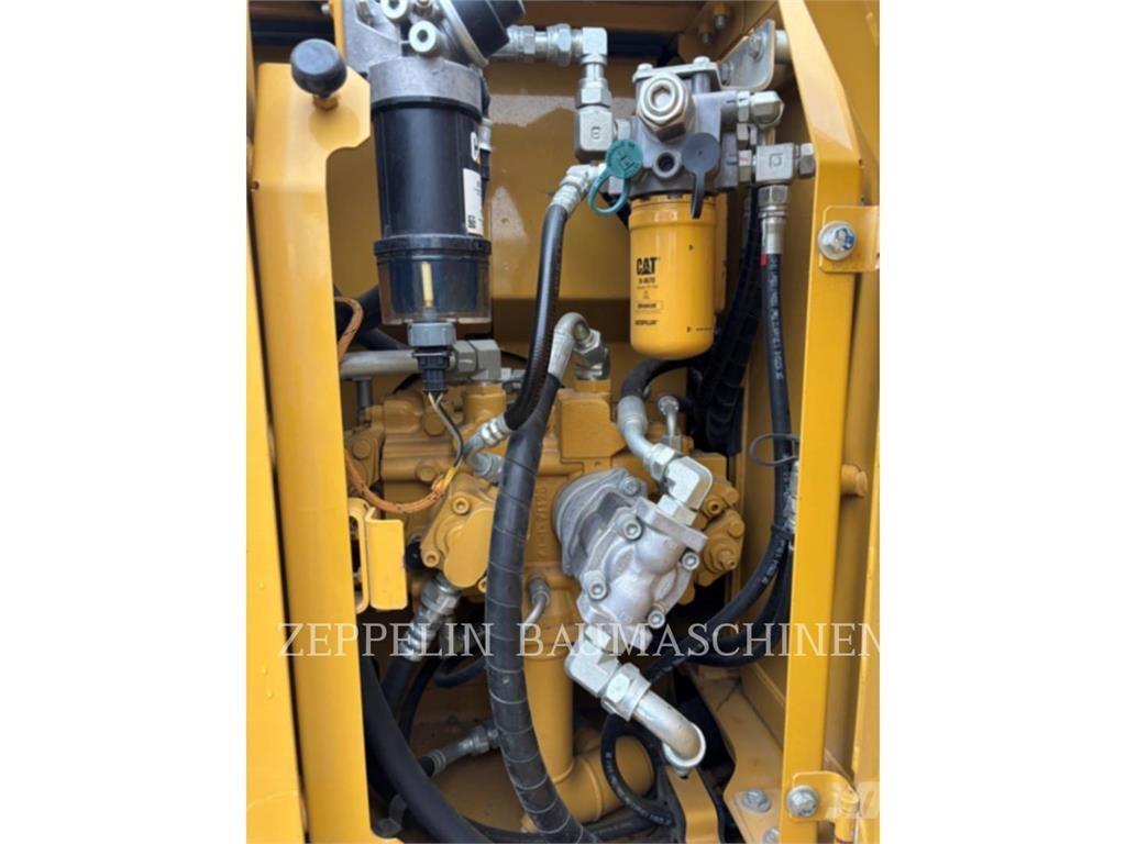 CAT 311FLRR Paletli ekskavatörler