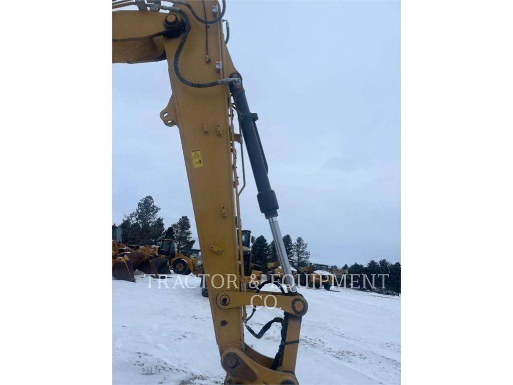 CAT 313 Paletli ekskavatörler