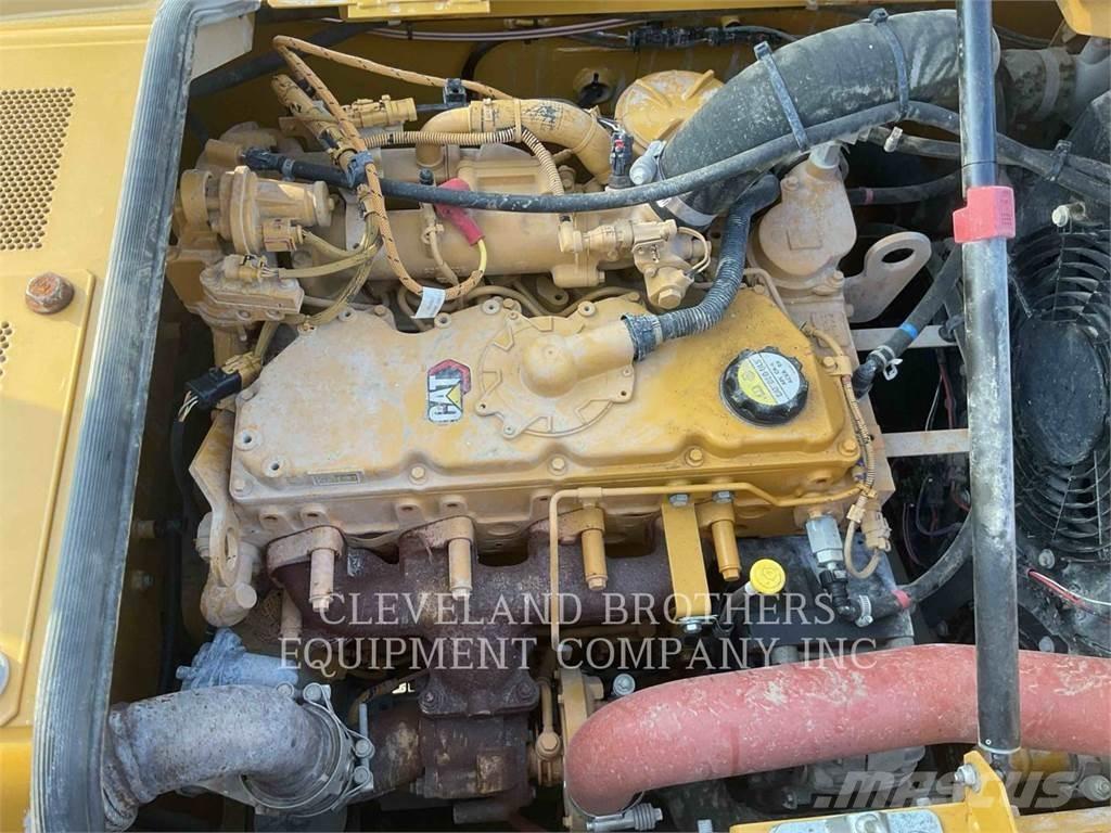CAT 317-07 Paletli ekskavatörler