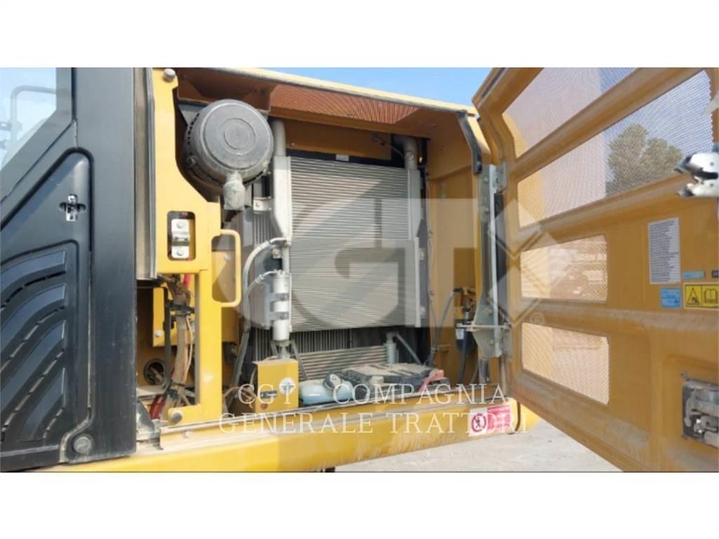 CAT 318F Paletli ekskavatörler