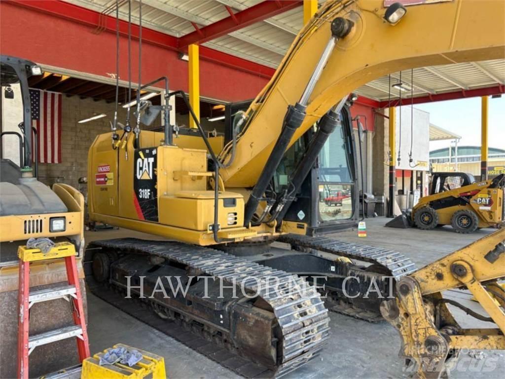 CAT 318F Paletli ekskavatörler