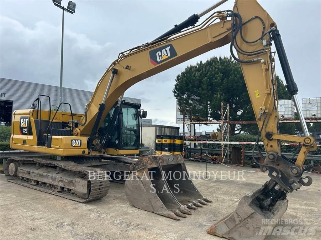 CAT 320 Paletli ekskavatörler