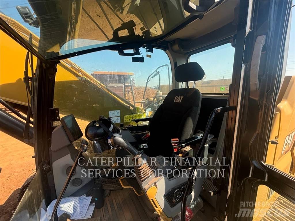 CAT 320-07 Paletli ekskavatörler