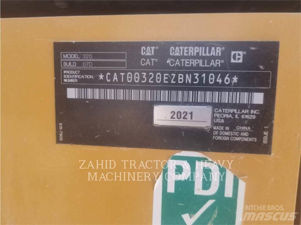 CAT 320-07D Paletli ekskavatörler