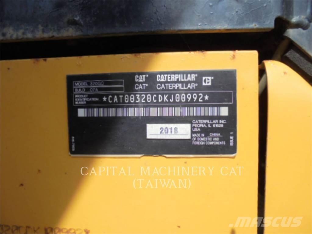 CAT 320-07GC Paletli ekskavatörler