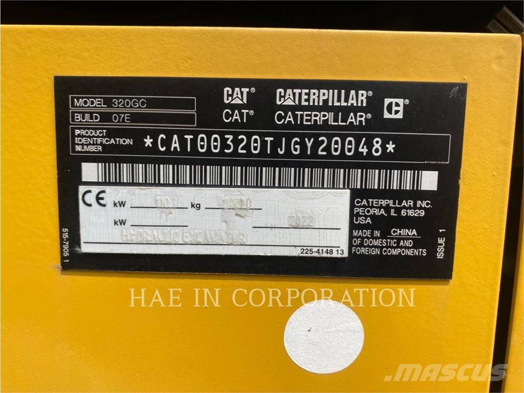 CAT 320-07GC Paletli ekskavatörler