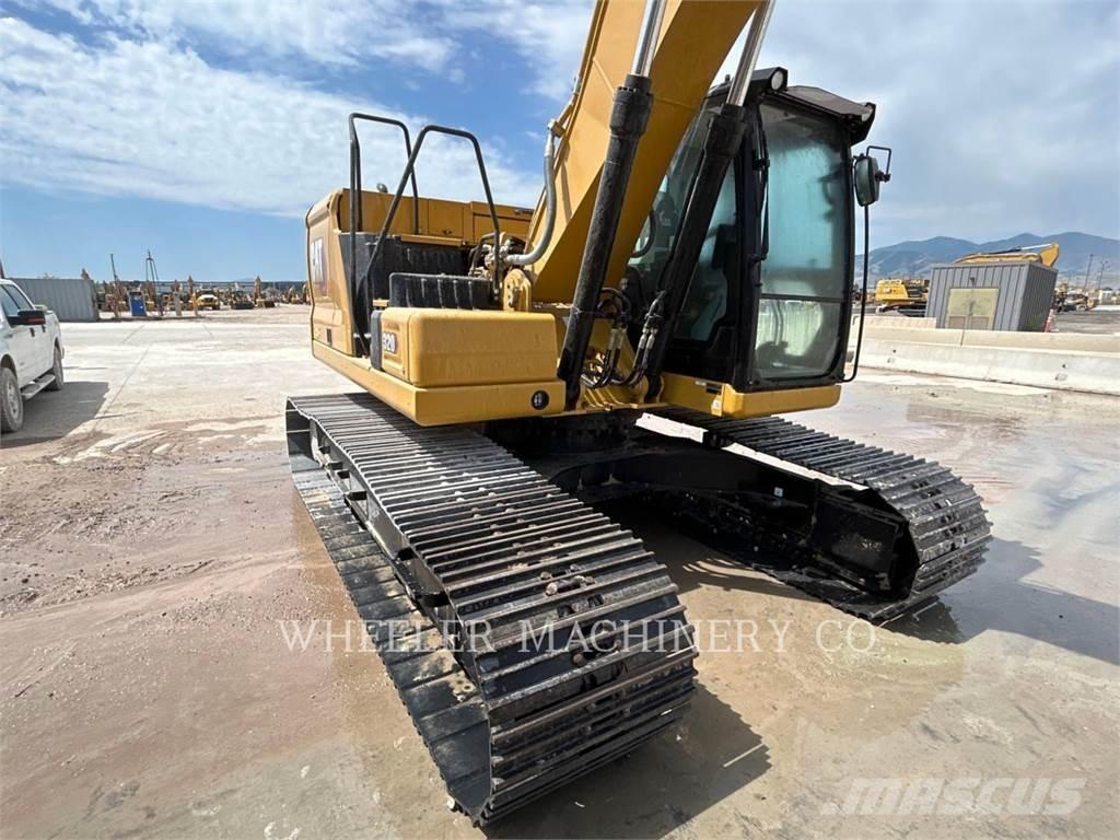 CAT 320 CF Paletli ekskavatörler