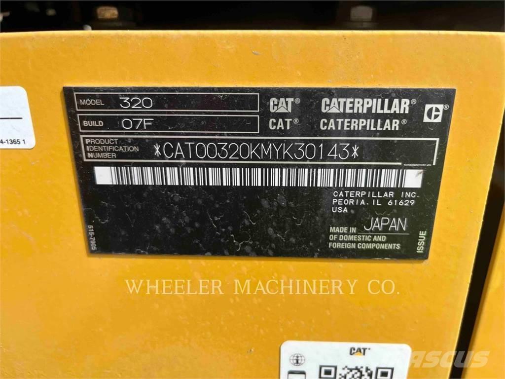 CAT 320 CF Paletli ekskavatörler