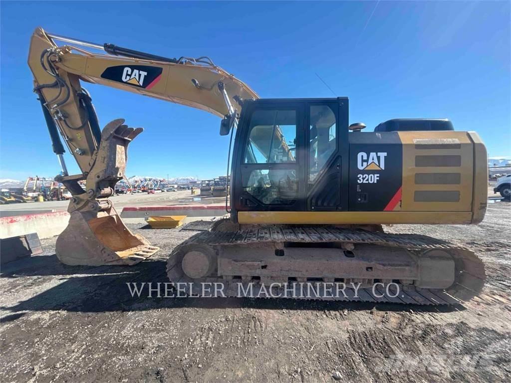 CAT 320 TH Paletli ekskavatörler