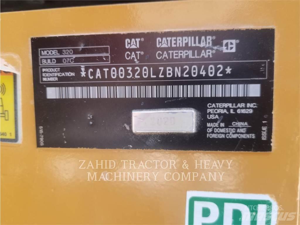 CAT 32007 Paletli ekskavatörler