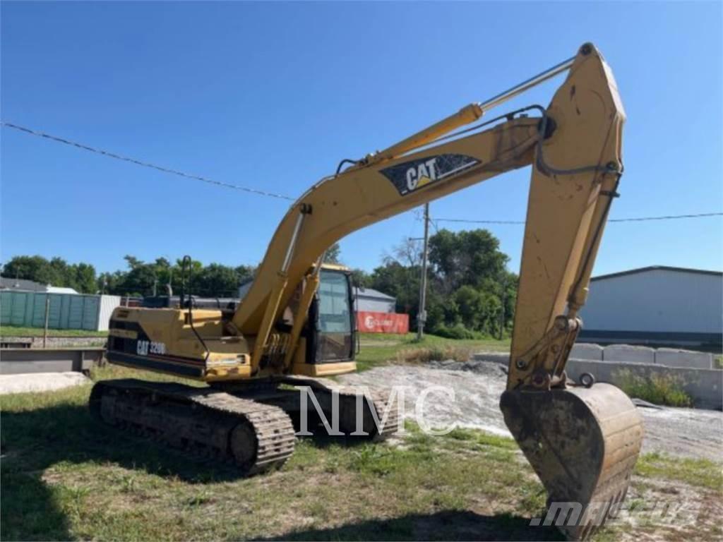 CAT 320BL Paletli ekskavatörler