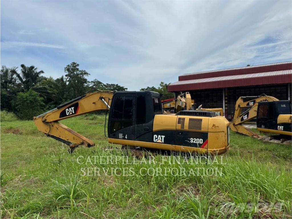 CAT 320D Paletli ekskavatörler