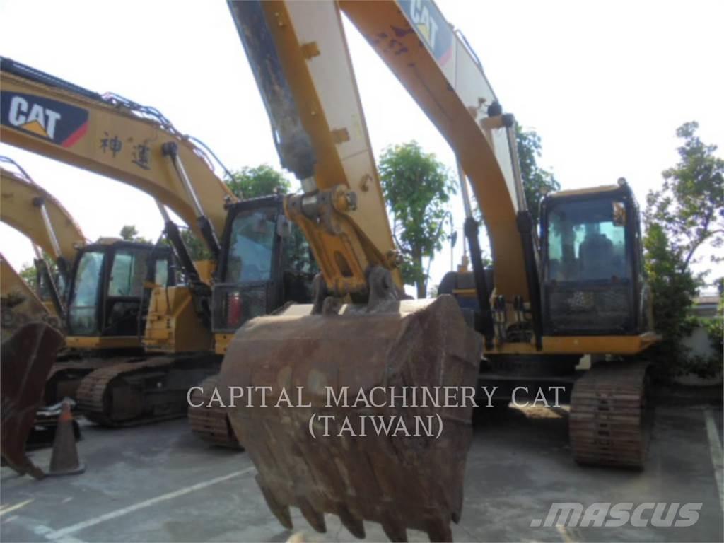 CAT 320D2 Paletli ekskavatörler