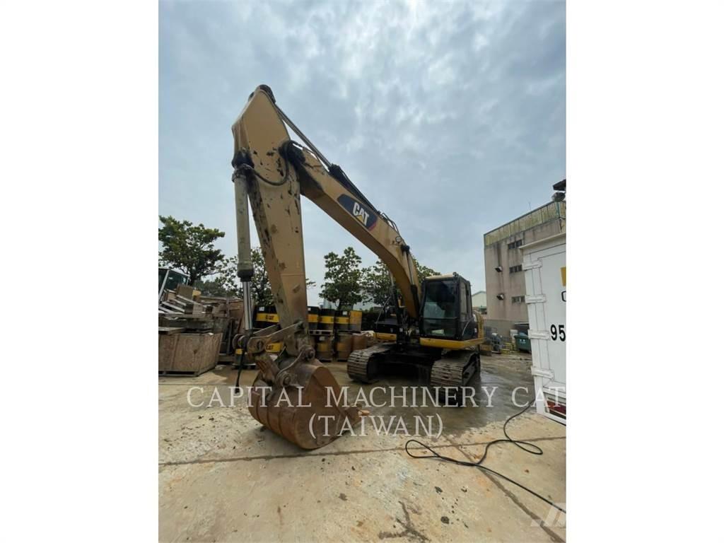 CAT 320D2 Paletli ekskavatörler