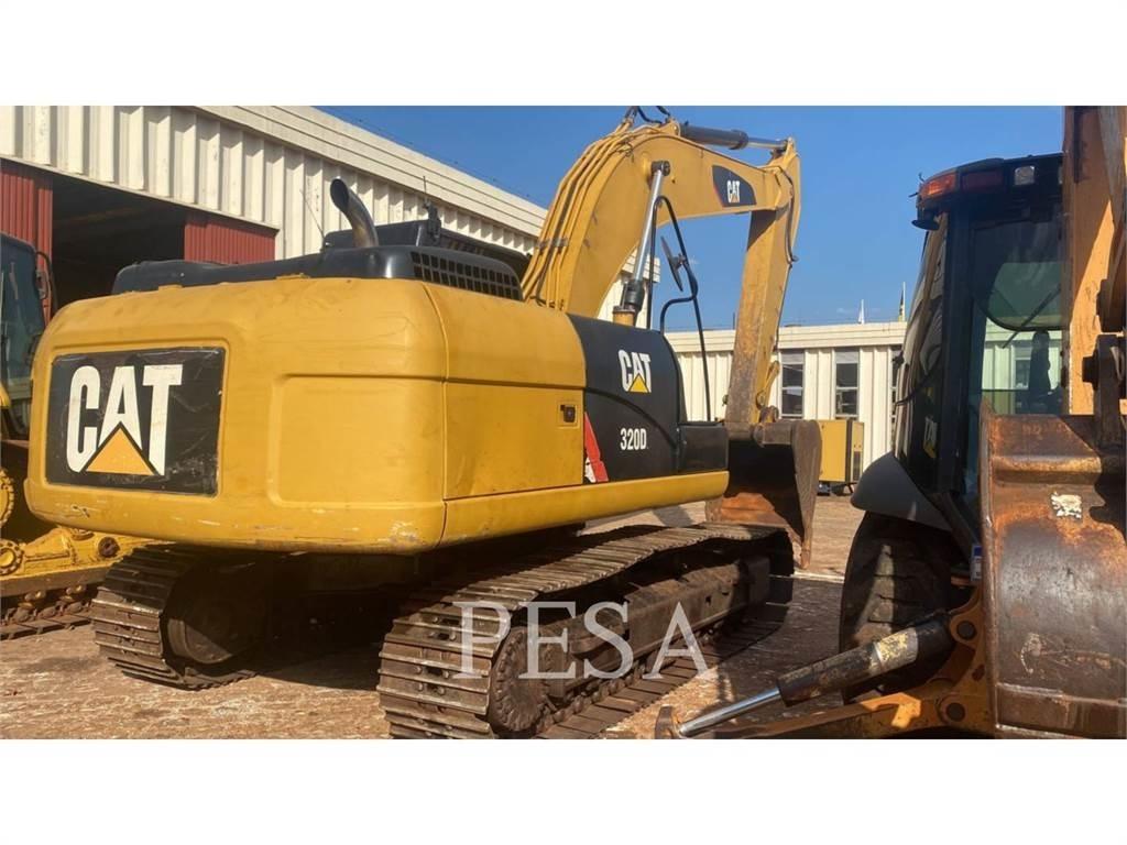 CAT 320D2 Paletli ekskavatörler