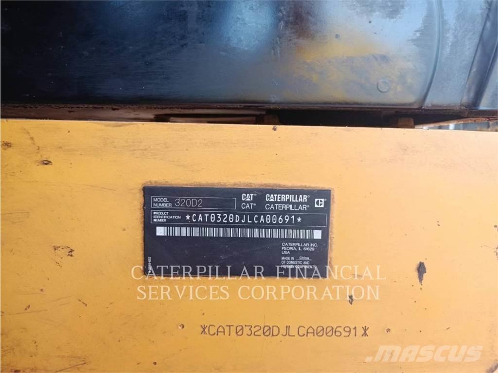 CAT 320D2 Paletli ekskavatörler